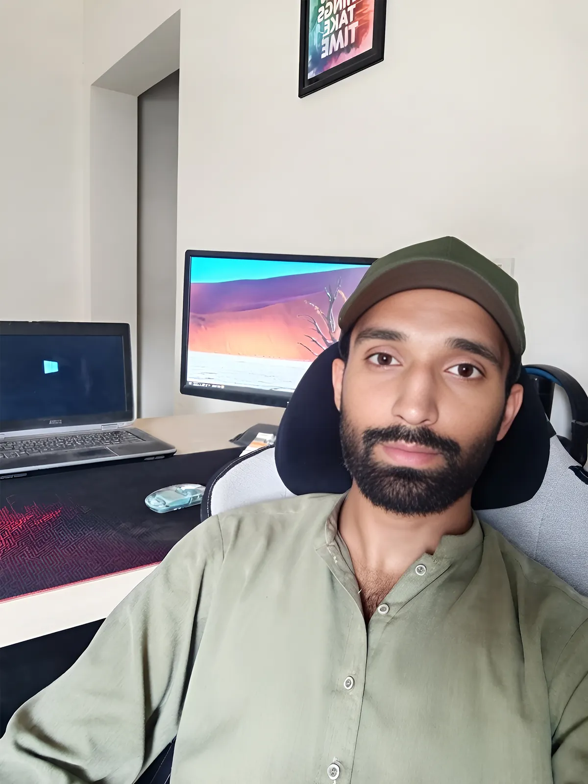 Ahmed - Social Media Designer